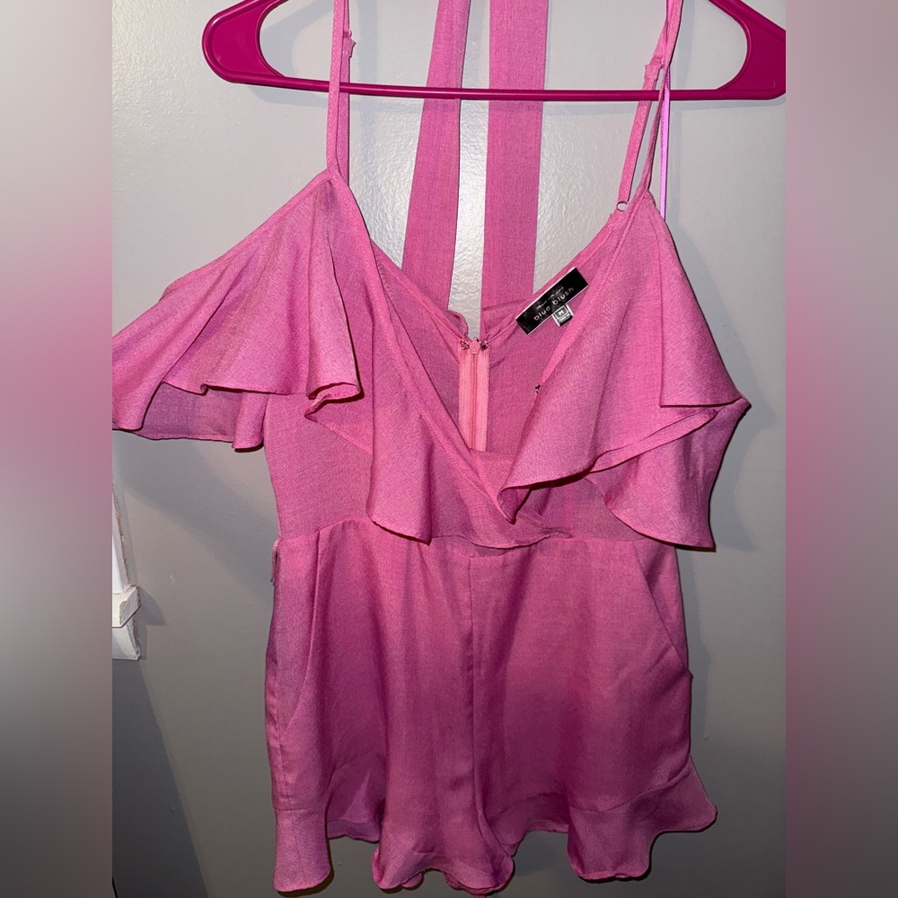 Pink off shoulder sleeved medium romper with tie able bow
